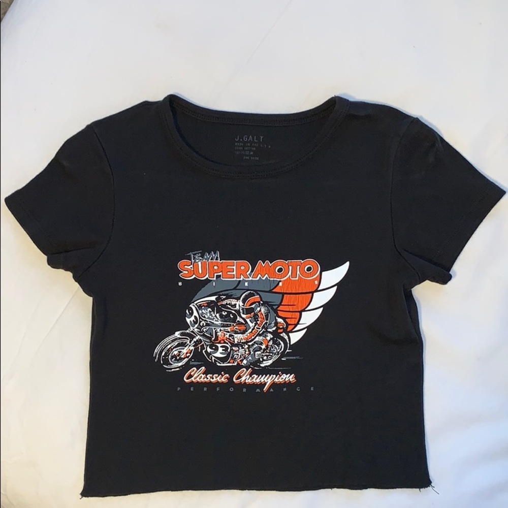 Brandy Melville t shirt. Size small.